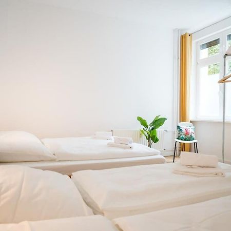 Spacious 3Br Plus Ac Self Check-In Street Parking Berlino Esterno foto